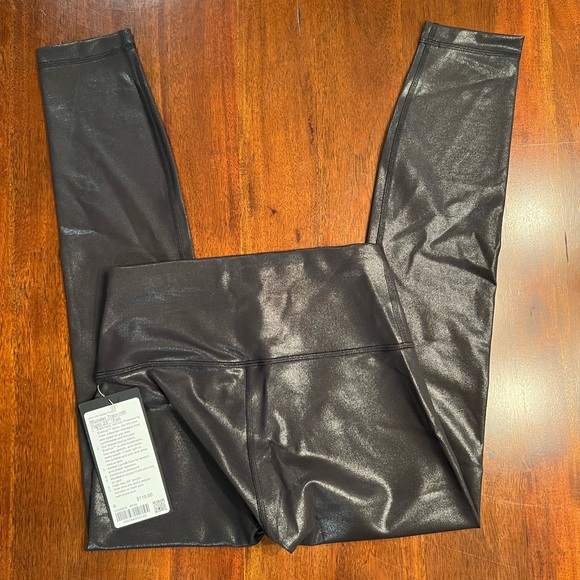 lululemon athletica Pants - Lululemon Wunder Train HR Tight Foil- Size 6